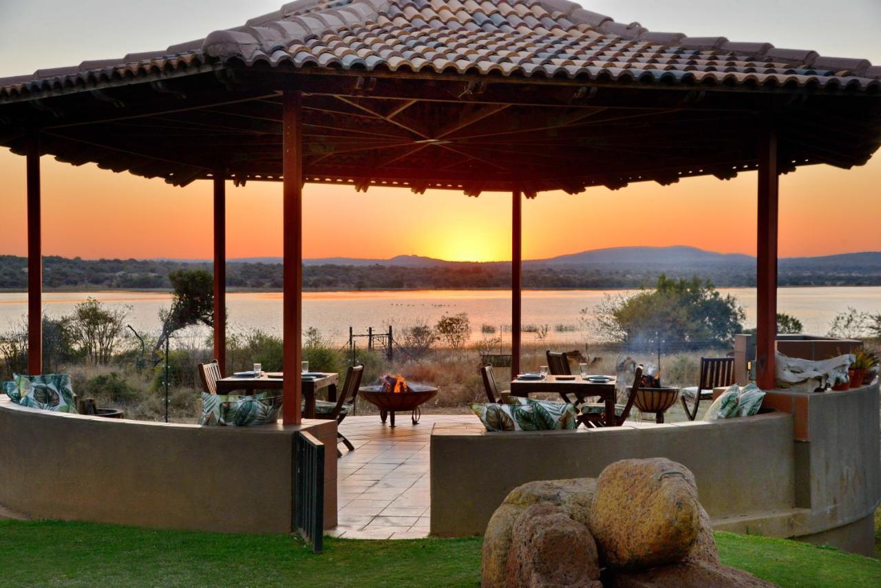 Kameeldrift Waterfront Estate & Resort Brits Exteriör bild